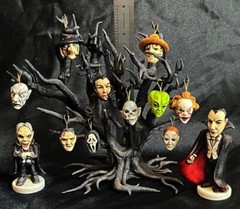 Neil Eyre Designs Halloween Haunted 3D Tree 10 Ornaments Witch It Clown Dracula