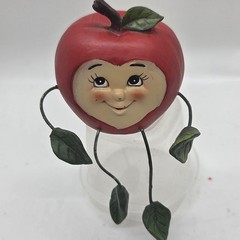 VTG Collections Etc Anthropomorphic Red Apple Resin Shelf Sitter Wire Limbs