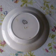 M & H Japanese Multicolor Plate/Plaque-Japan 9 inch dia.
