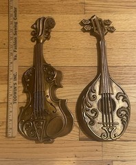 Sexton Co. USA Metal Violin Mandolin 1975 VTG Music Wall Decor Made in USA