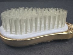 Gold Plated Ornate Floral & Scrolls Design 8″ Brush w/ White Bristles
