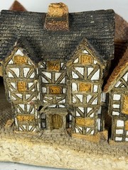 Very rare DAVID WINTER “Coaching Inn” 1980 Good condition no box 30cm x 20cm