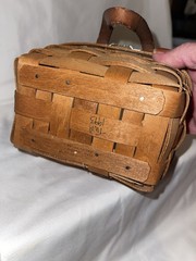 Longaberger 1993 Small Key Basket With Leather strap & Wall Hanger 5 in x 4 in