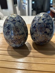VTG Hand Painted Cloisonne Egg Blue Gold White Floral Geometric Design Easter