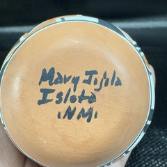 Mary T Jijola Hand Made Pottery Bud Vase Vessel Isleta Pueblo Artist Signed Vase