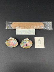 The Tale Of Genji 2 Japanese Painted Shells With Original Packaging And Box