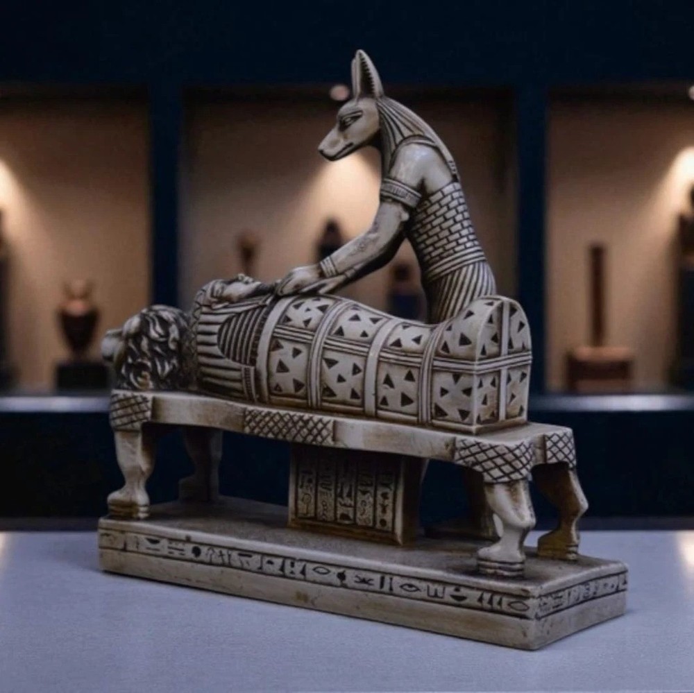 EGYPTIAN ANTIQUE STATUE RARE EGYPTIAN ANTIQUITIES OF GOD ANUBIS PHARAONIC BC