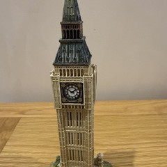 Lilliput Lane – Big Ben – L2211 – Britain’s Heritage Range – Boxed & Deeds