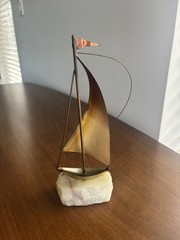 SIGNED DEMOTT NAUTICAL SAILBOAT SCULPTURE CALIFORNIA USA ONYX BRASS-8.5”