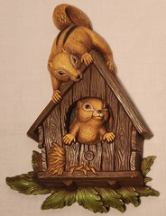 Vintage Plastic Wall Art of Chipmunks In Birdhouse w/ Bracket Dart Ind HOMCO