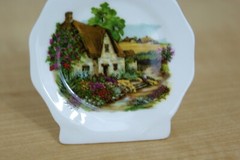 Peter Gosling English Village Miniature Plate – Fine Bone China – 2 1/2 inches