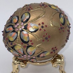 SIGNED Nannette Fenn “Eggs”traordinaire Designs Floral Faberge Inspired Egg USA