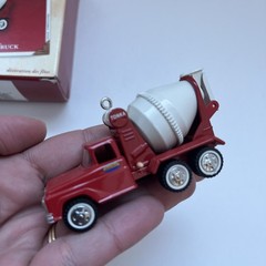 Vtg Hallmark Ornament Lot 5pc Classic American Cars 1969 Pontiac GTO The Judge +