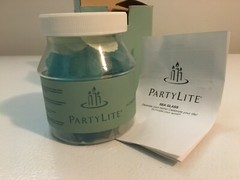 EUC PartyLite 10 oz Decorative Blue Sea Glass Shells Real Seashells Original Box