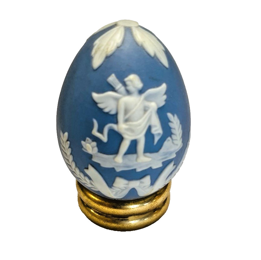 FRANKLIN MINT Egg Blue Parian-Style Porcelain 1988 Collectors Treasury Of Eggs