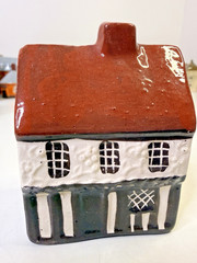 Mudlen End Studio Felsham Suffolk Pottery Miniature House Cottage #16 Red Roof