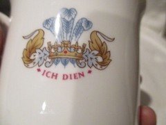CROWN TRENT Fine Bone China Commemorate Prince Charles & Lady DI Marriage 1981