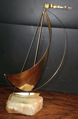 De Mott Brass Sailboat 1970s Quartz Base Signed Mid-Century Modern Decor DeMott