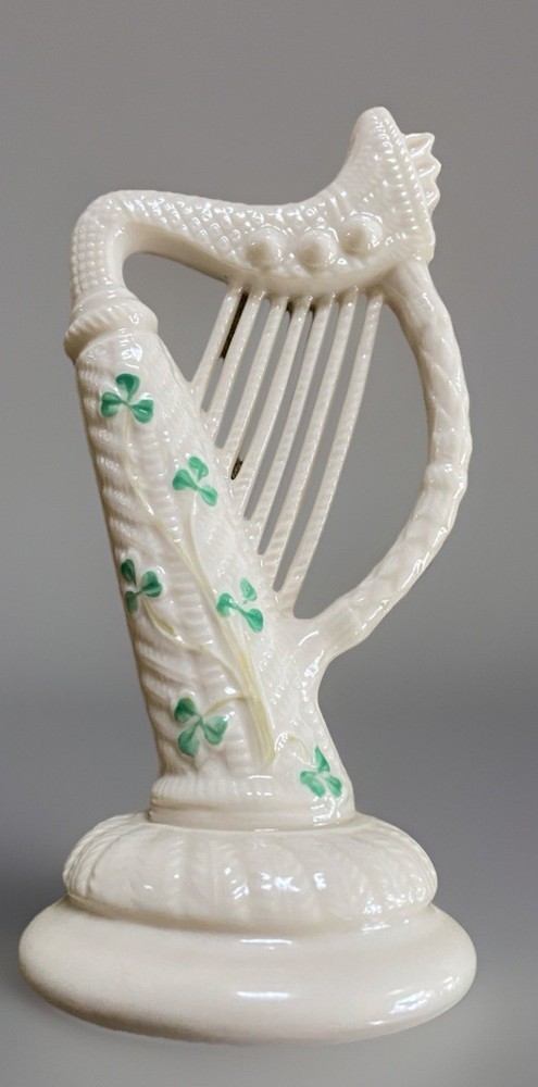 Larger Belleek Porcelain Ireland Shamrock Harp 7th Gold Mark Excellent 8.5” – 9”