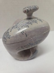 UNUSUALLY SHAPED ABSTRACT HAND-CARVED SIGNED SOAPSTONE TRINKET BOX W LID-UNIQUE!