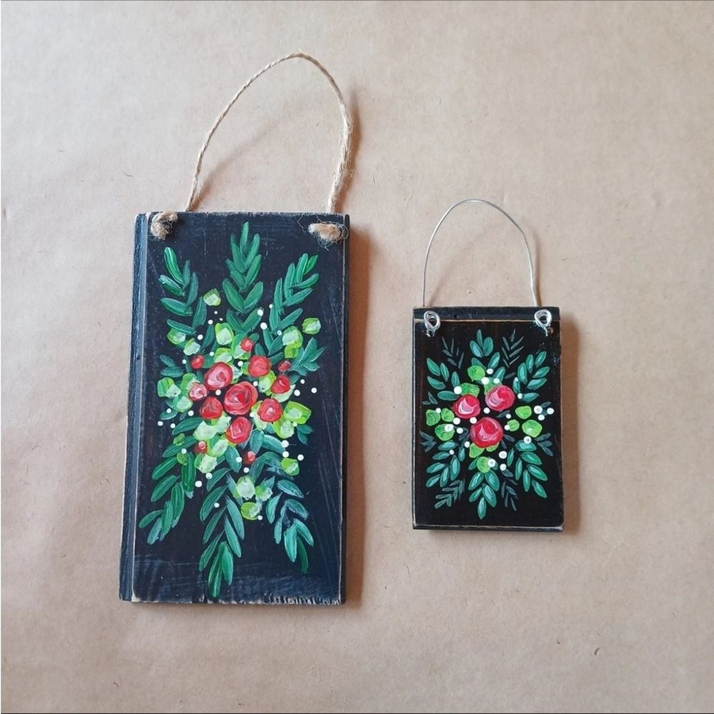 Set Of 2 Folk Art Hand Painted Decorative Wood Wall Hanging Floral Motif