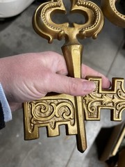Set Of 2 Sexton Cast Metal Wall Skeleton Keys Gold Brass 1971