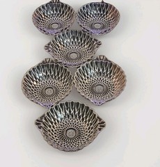 Set 6 Queens Necklace Pressed Glass Small Bowls w/ Handles & Tiny Hobnail Center