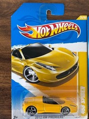 Hot Wheels Ferrari 4-Car Set Ferrari 458 Spider 250 GTO F430 Challenge Spider