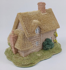 Lilliput Lane “Leagrave Cottage”, Cumbria, United Kingdom. 1994. Signed.