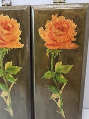 2x Floral Roses Handmade Wooden Lacquer Wall Art Plaques Wall Decor 70s 80s Vtg