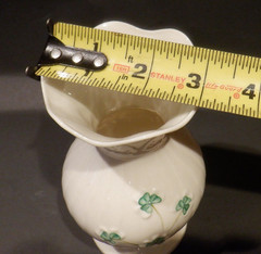 Belleck Fine Irish Parian China Shamrocks 6″ Vase with Box 7th Mark
