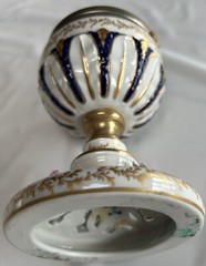 SEVRES Modele et Decoration Exclusive a la Main Pedestal Potpourri Bowl FRANCE