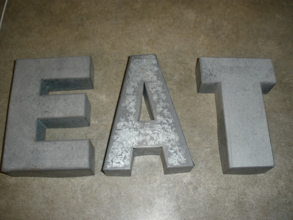 Vintage Tin Letters EAT E A T Approx 7″ x 5″ Wall Hanging Deco (GS9)