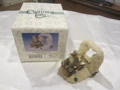 Charming Tails Dashing Through The Snow Item 87/624 Original Box & Packaging